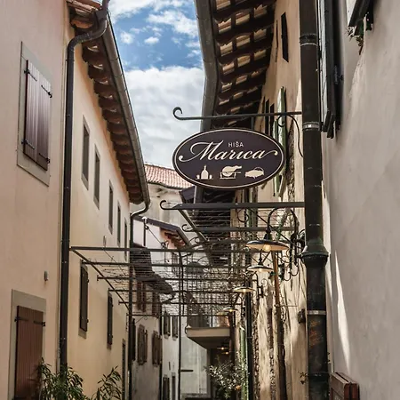 House Marica 3*