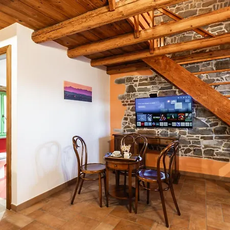 House Marica Smartno