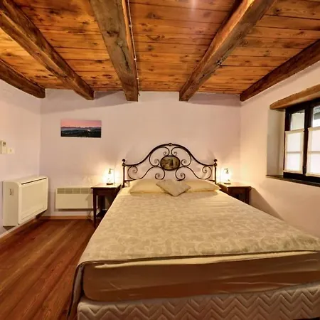 House Marica Bed and Breakfast Smartno