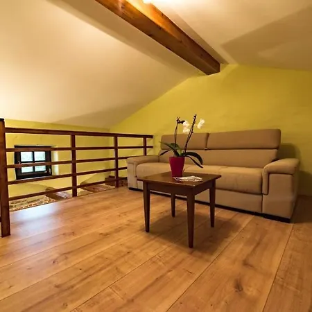 House Marica לינה וארוחת בוקר 3*