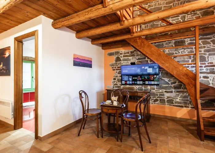 House Marica Smartno