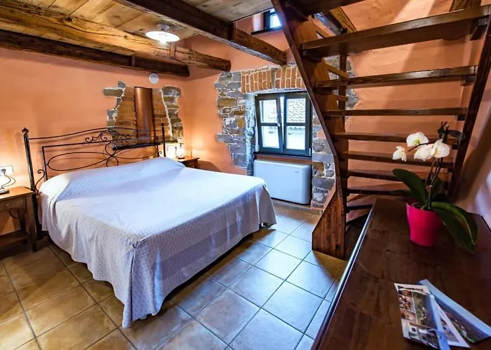 Couette-café House Marica 3*