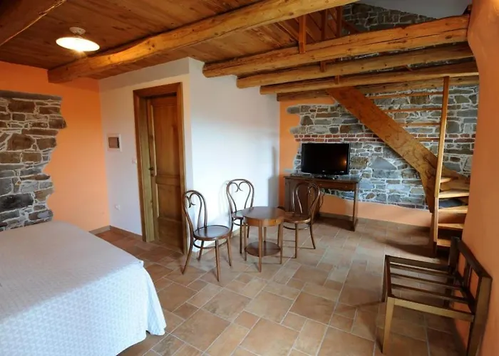 House Marica Couette-café 3*